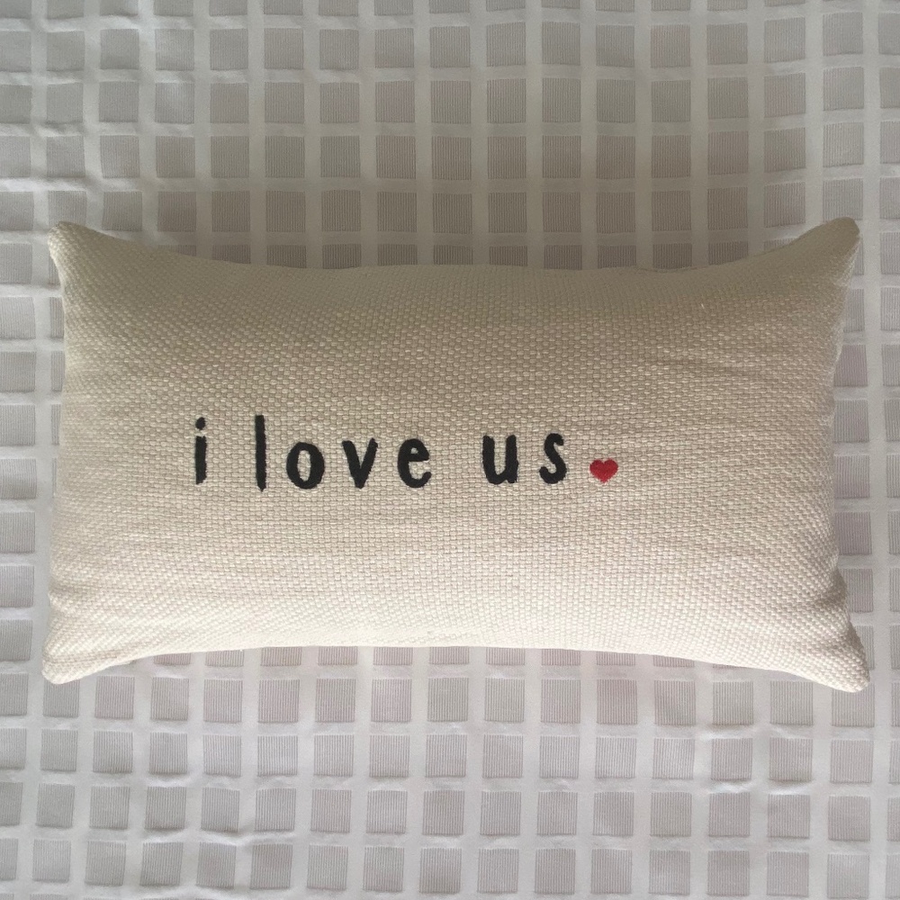 Pillow "i love us"
